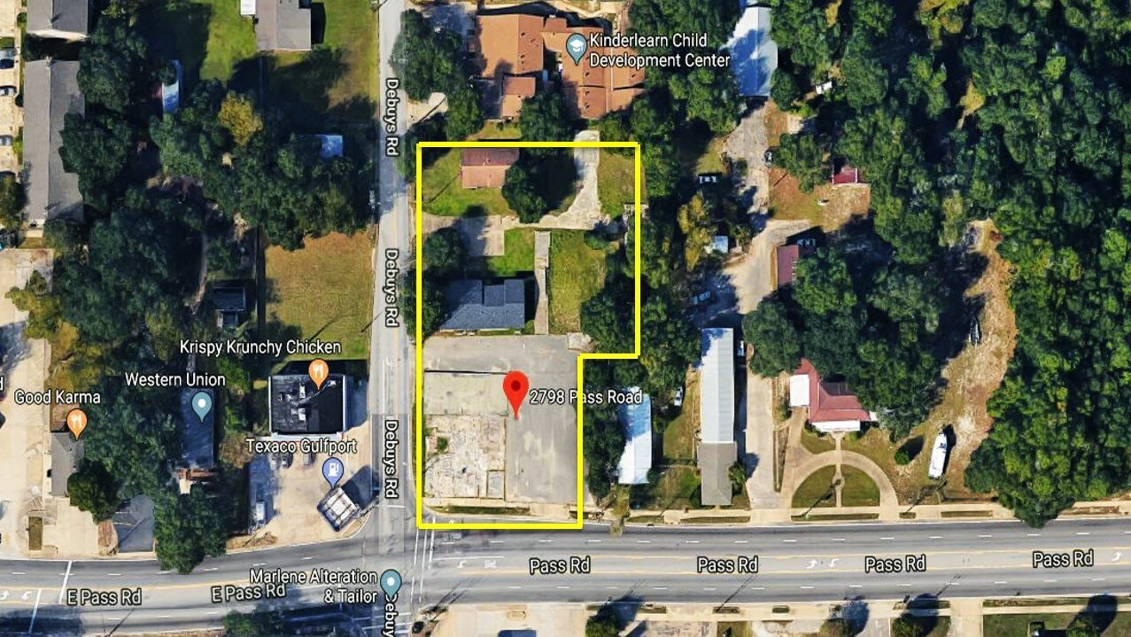 2798 Pass Rd, Biloxi, MS 39531