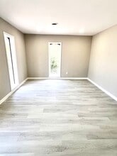 1323 Platt Springs Rd, West Columbia, SC for lease Interior Photo- Image 2 of 23