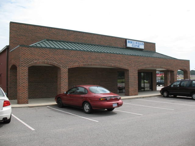 3904-3946 Bishop Rd, Rocky Mount, NC for lease - Building Photo - Image 3 of 6