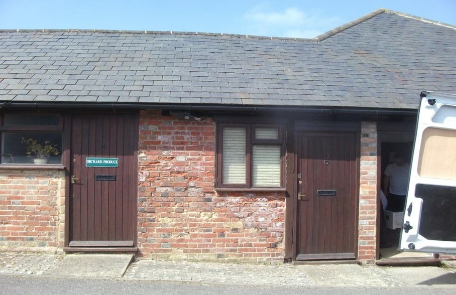 Vinehall Rd, Mountfield for sale - Primary Photo - Image 1 of 1