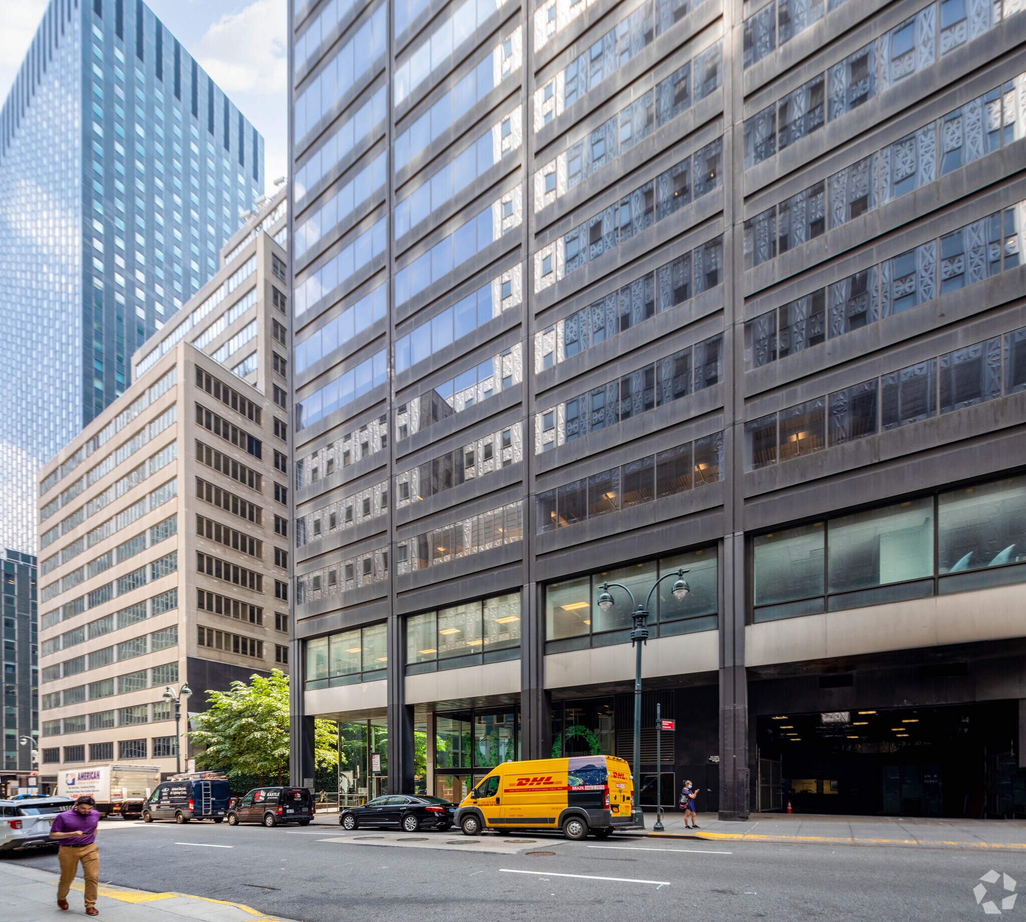 1200 3Rd Ave New York Ny 10021 - gm1ae70