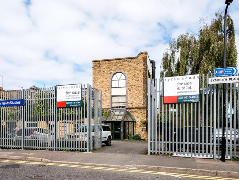 11-17 Exmouth Pl, London for sale - Primary Photo - Image 1 of 1