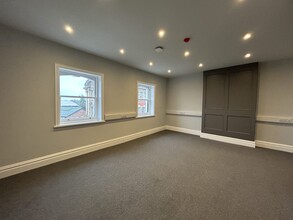 42A Stamford New Rd, Altrincham for lease Interior Photo- Image 2 of 8