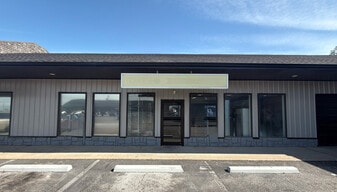 New Town Square - Bar