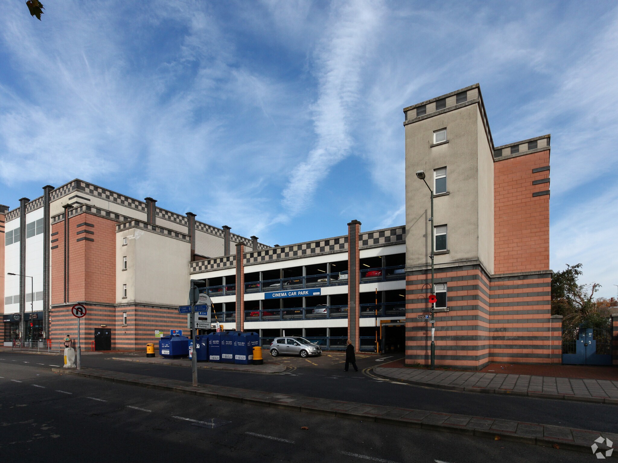 28 Albion Rd, Bexleyheath, KEN DA6 7LS Leisure Park