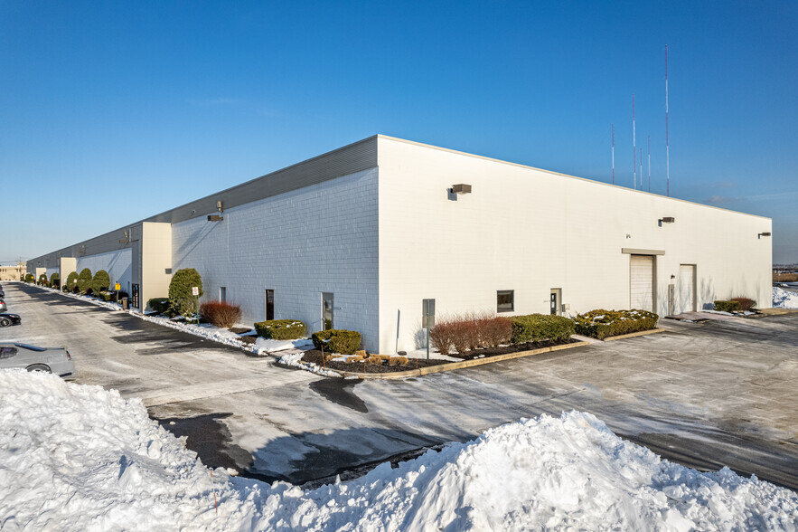 1250 Valley Brook Ave, Lyndhurst, NJ for sale - Primary Photo - Image 1 of 1