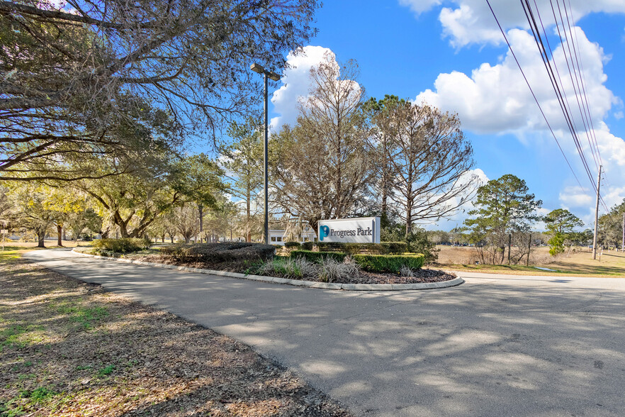 11694 Research Dr, Alachua, FL for sale - Building Photo - Image 3 of 8