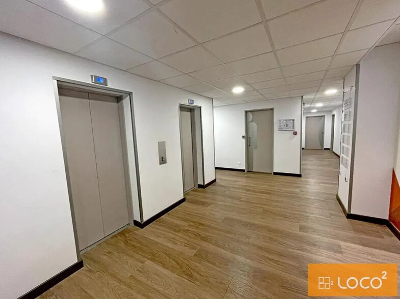 150 Rue Nicolas-Louis Vauquelin, Toulouse for sale - Lobby - Image 1 of 10