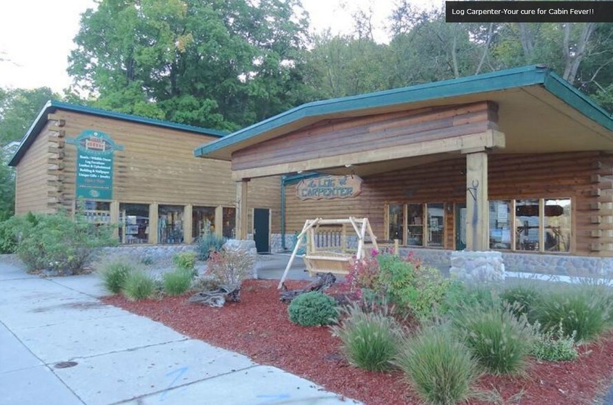 196 State Rd, Newaygo, MI for sale - Building Photo - Image 1 of 1