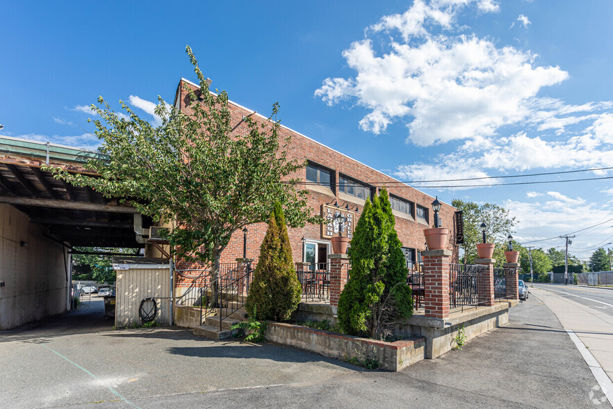 26 New St, Cambridge, MA for lease - Building Photo - Image 3 of 6