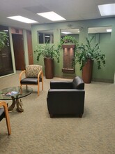 205 E 11th St, Vancouver, WA for lease Lobby- Image 2 of 4