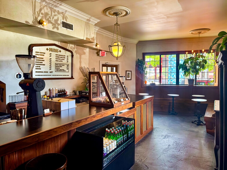 66 Broadway St, Asheville, NC for sale - Building Photo - Image 3 of 5