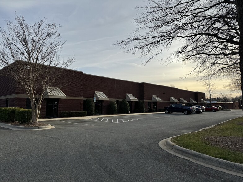 1064 Van Buren Ave, Indian Trail, NC 28079 - +/- 2,000 sf Unit C | LoopNet