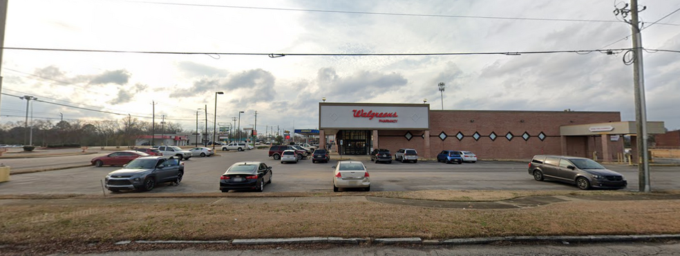 10 W Fairview Ave, Montgomery, AL for lease - Building Photo - Image 3 of 6