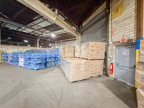 416 Pittsburgh Cir, Ellwood City, PA for sale Interior Photo- Image 2 of 3