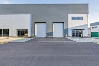 Hall Ave, Ashford for lease Building Photo- Image 1 of 23