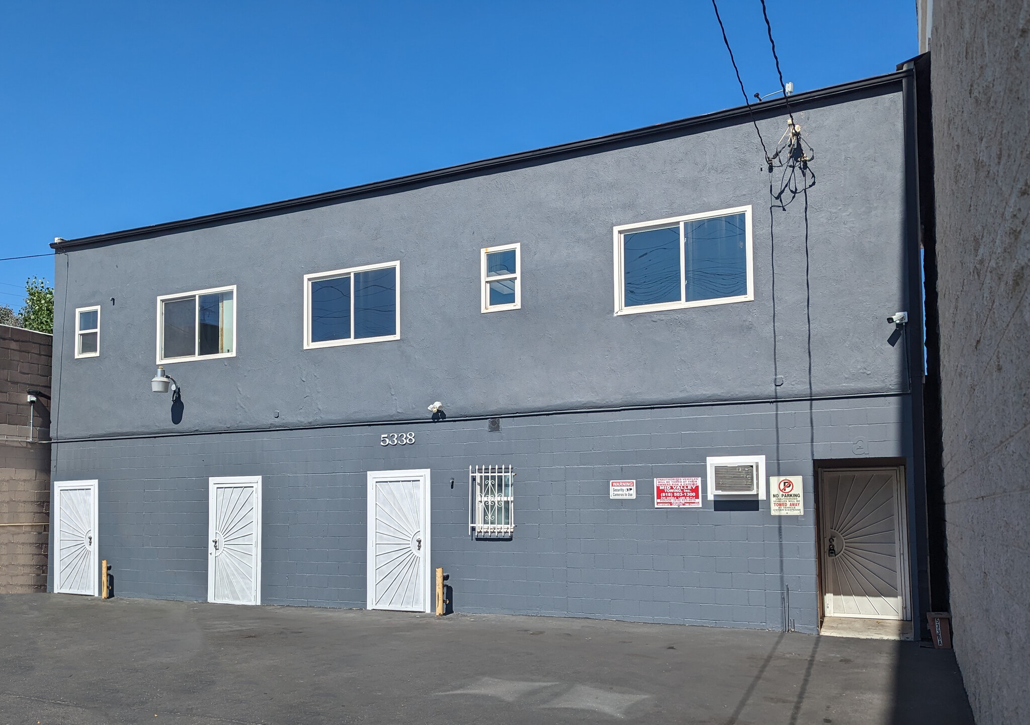 5338 Vineland Ave, North Hollywood, CA for lease Building Photo- Image 1 of 21