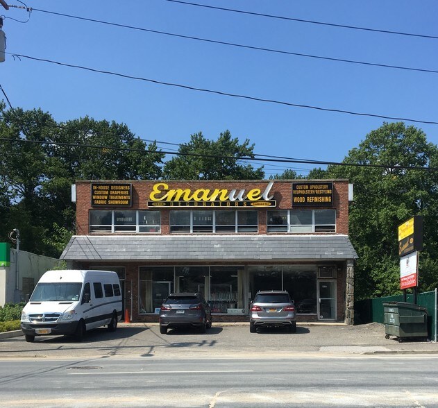 1438 Wantagh Ave, Wantagh, NY 11793