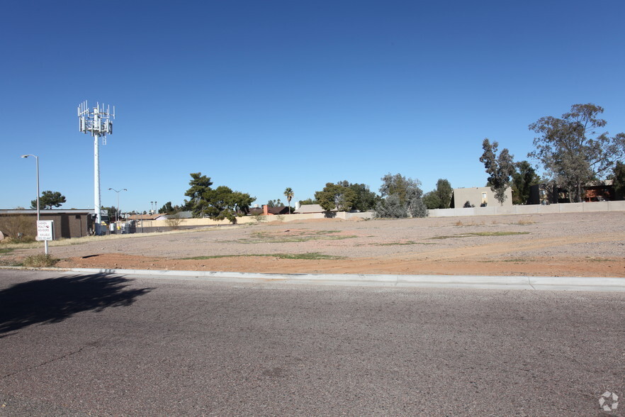 E Thunderbird Rd, Phoenix, AZ for sale - Building Photo - Image 3 of 4