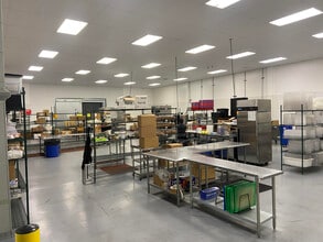 13834-13842 Bettencourt St, Cerritos, CA for lease Interior Photo- Image 1 of 6