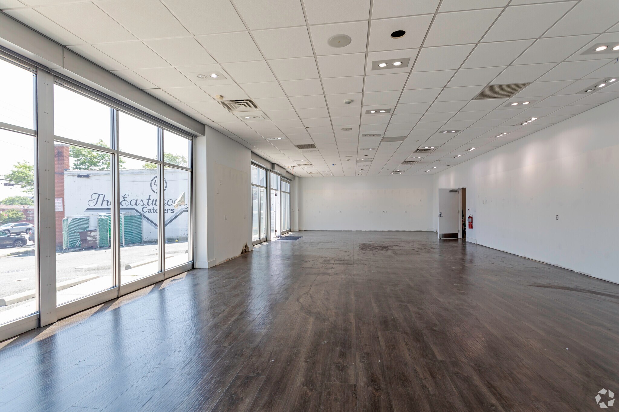 3490 Boston Rd, Bronx, NY 10469 Retail for Lease