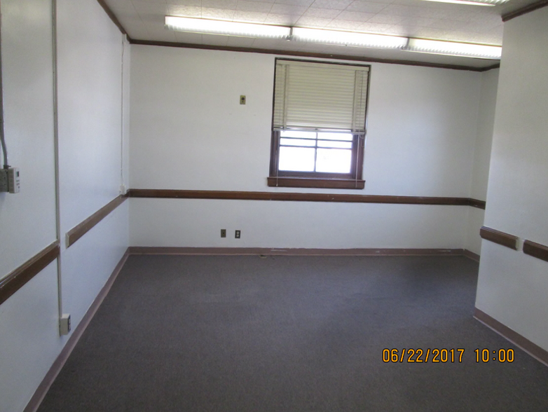 5 E Main St, Springerville, AZ for lease - Interior Photo - Image 2 of 2