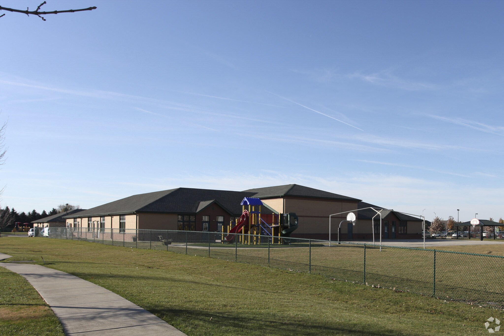 1571 Oswego Rd, Naperville, IL for sale Primary Photo- Image 1 of 1