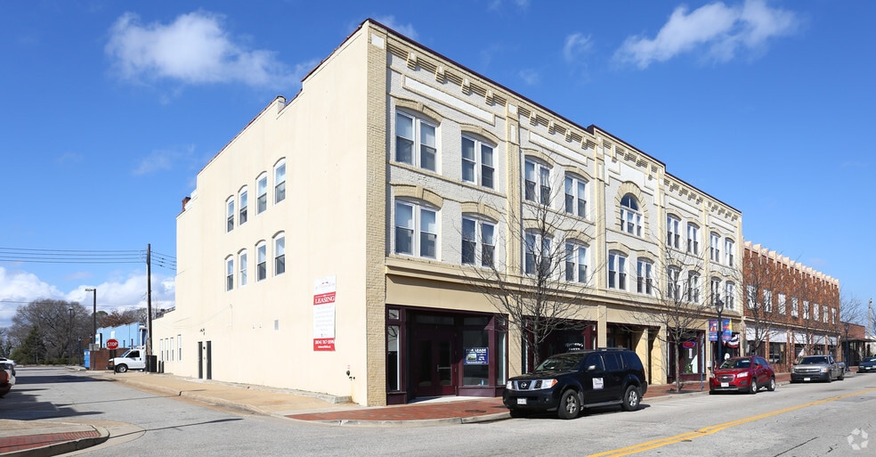 245 E Broadway Ave, Hopewell, VA for lease - Building Photo - Image 1 of 7