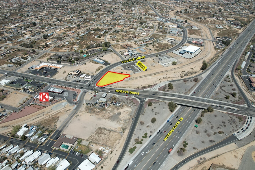 15321 Village Dr, Victorville, CA for lease - Building Photo - Image 1 of 7