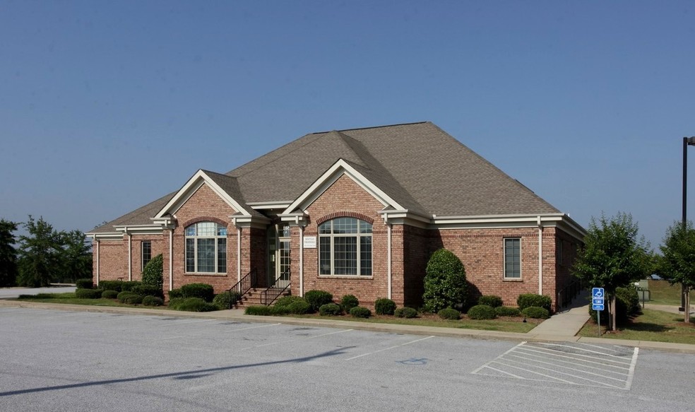 501 Memorial Drive Ext, Greer, SC for sale - Primary Photo - Image 1 of 1
