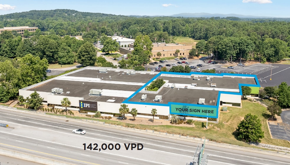 6000-6040 Ponders Ct, Greenville, SC for lease - Building Photo - Image 3 of 8