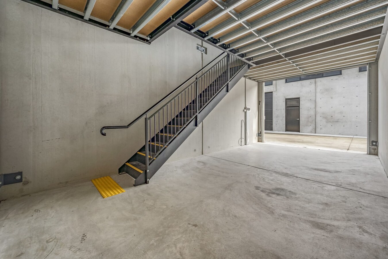 2 Warren Rd, Warnervale, NSW 2259 - Unit 65 -  - Interior Photo - Image 1 of 4