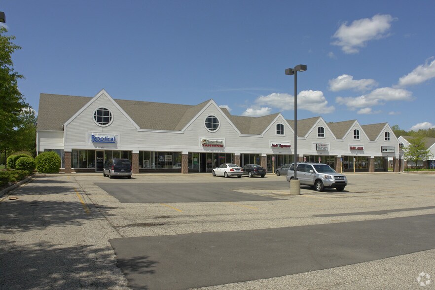 6755-6759 Cascade Rd SE, Grand Rapids, MI for sale - Primary Photo - Image 1 of 1