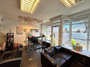 1230 Evesham Rd, Astwood Bank for lease Interior Photo- Image 1 of 2