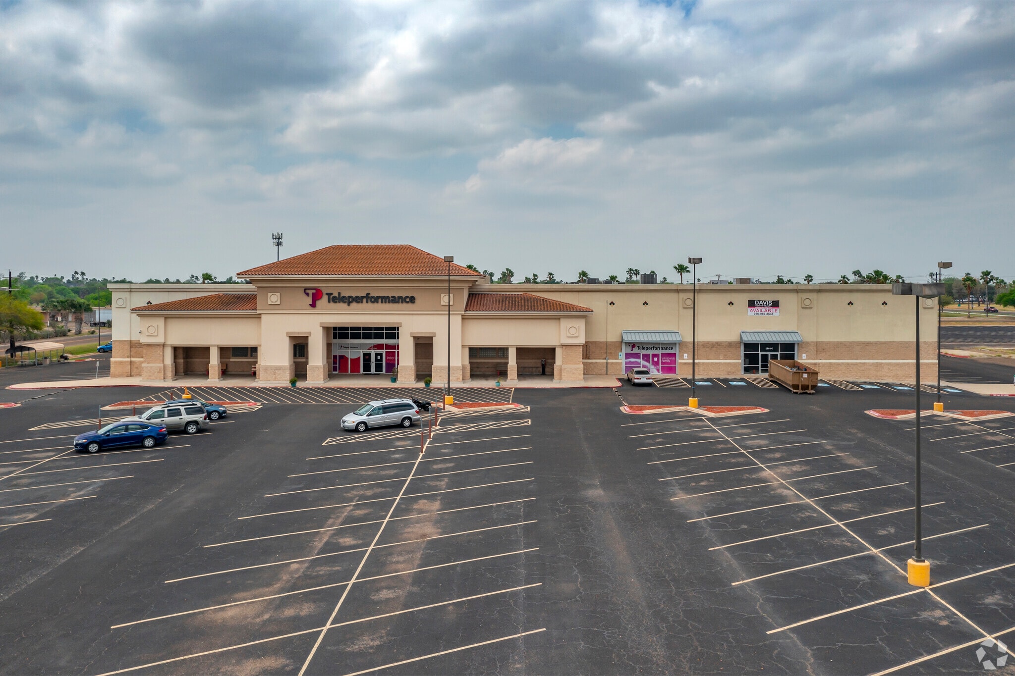 1701 S Closner Blvd, Edinburg, TX 78539 Edinburg Town Center