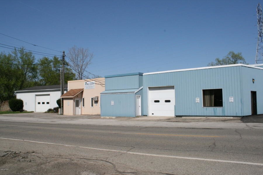 8903 Stevensville Baroda Rd, Baroda, MI 49101