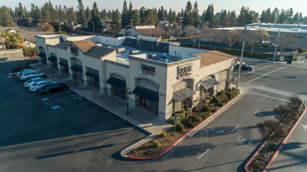 7075 N West Ave, Fresno, CA for lease - Primary Photo - Image 1 of 39