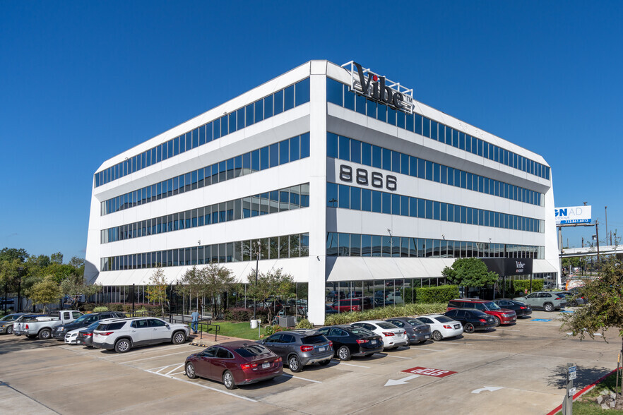 8866 Gulf Fwy, Houston, TX for lease - Building Photo - Image 1 of 7