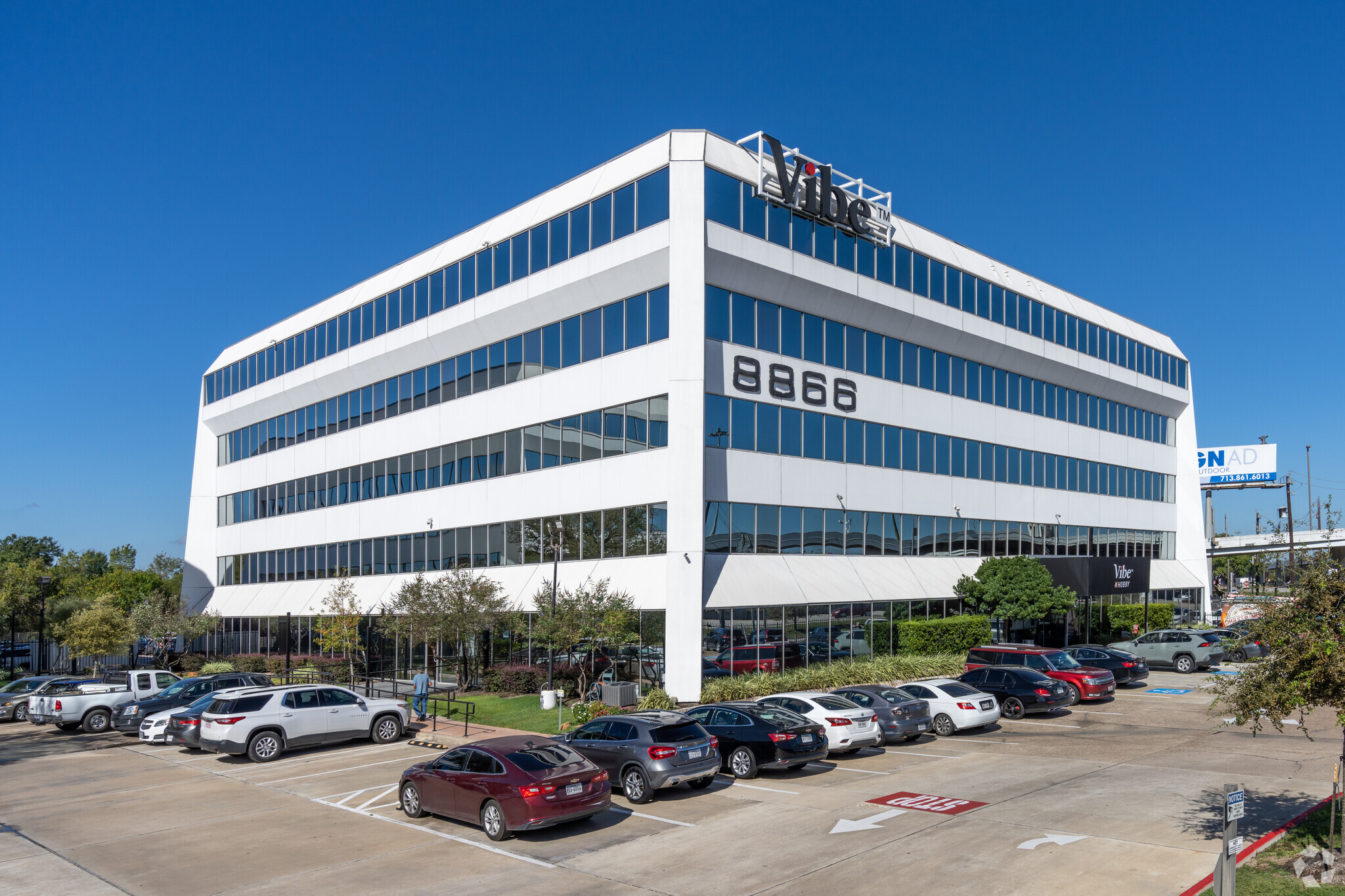 8866 Gulf Fwy, Houston, TX for lease Building Photo- Image 1 of 8