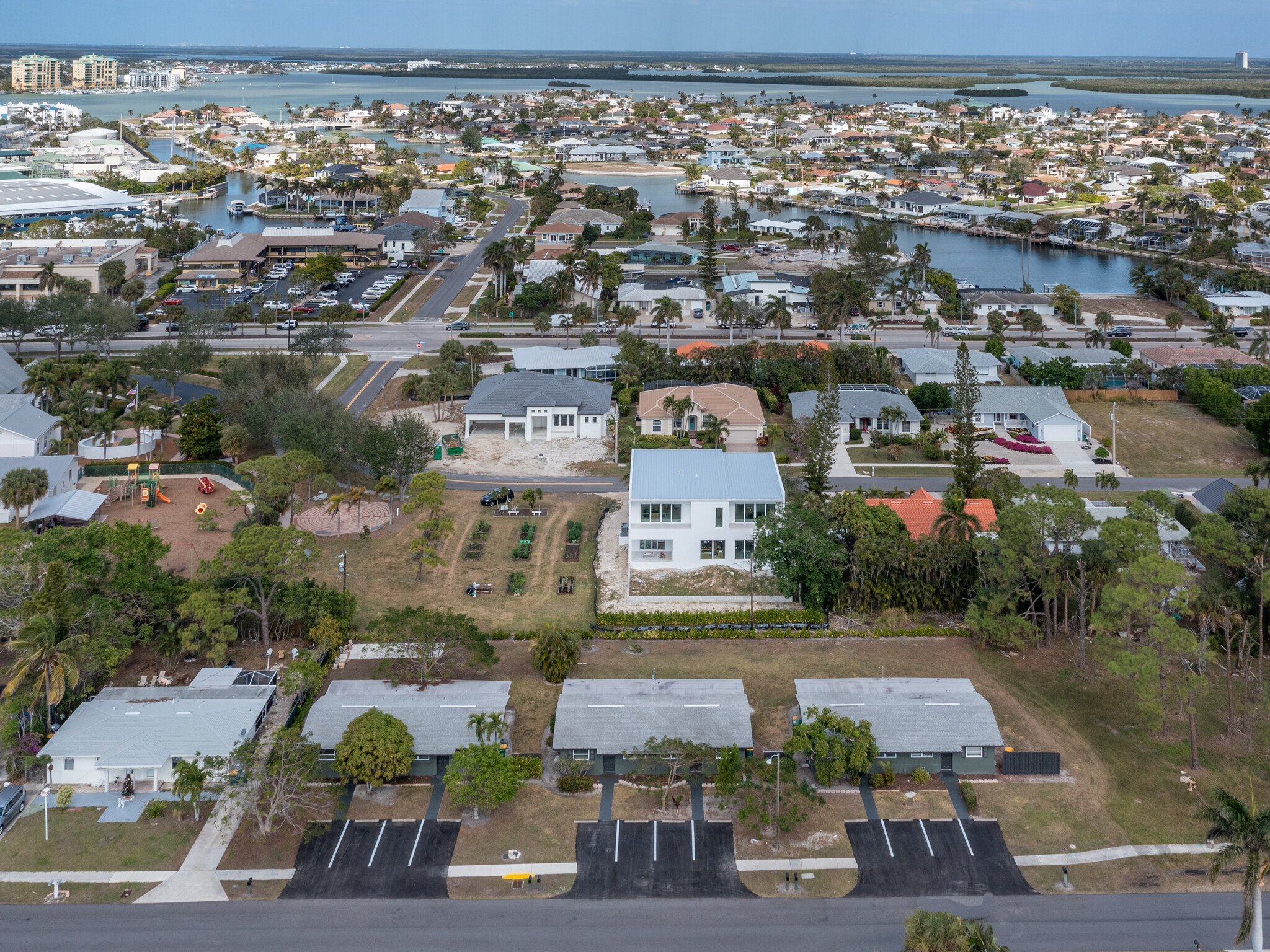 634-650 6th Ave, Marco Island, FL for sale Primary Photo- Image 1 of 52