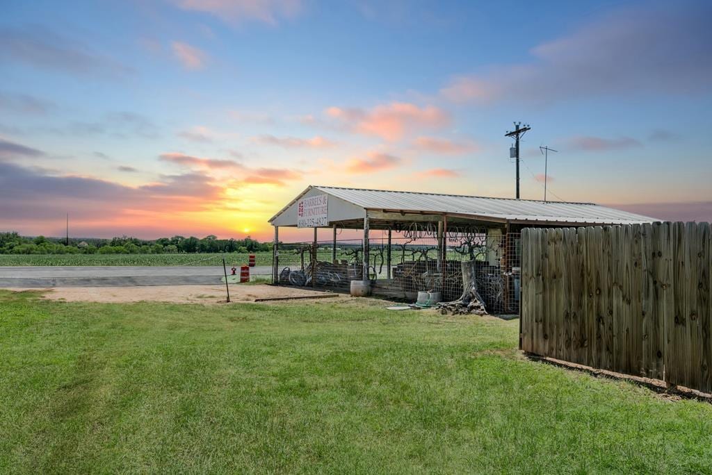 12148 E US Highway 290, Fredericksburg, TX for lease Primary Photo- Image 1 of 8