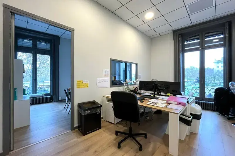 Office in Lyon for lease Interior Photo- Image 1 of 11
