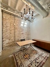 1101 E 6th St, Austin, TX for lease Interior Photo- Image 1 of 4