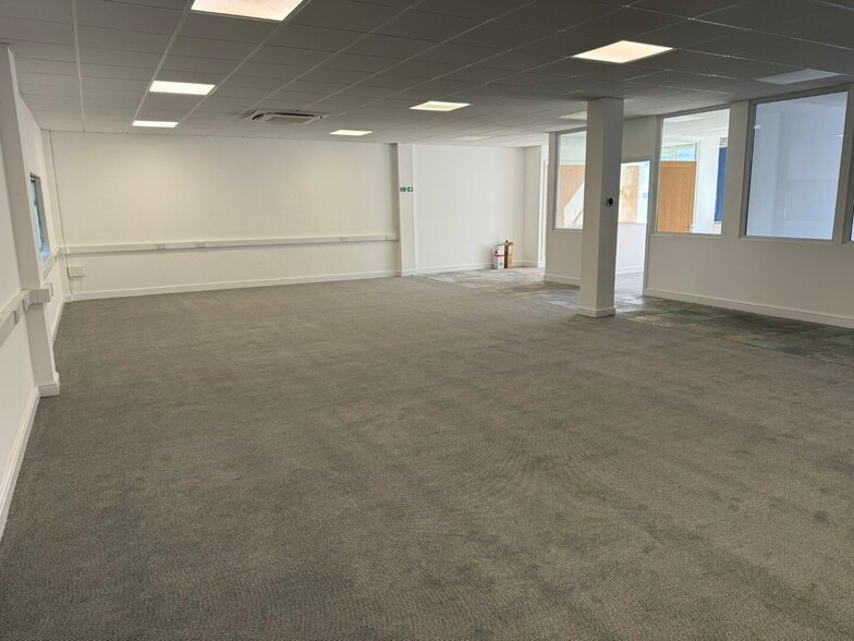 Brunswick Rd, Ashford for lease - Building Photo - Image 3 of 5