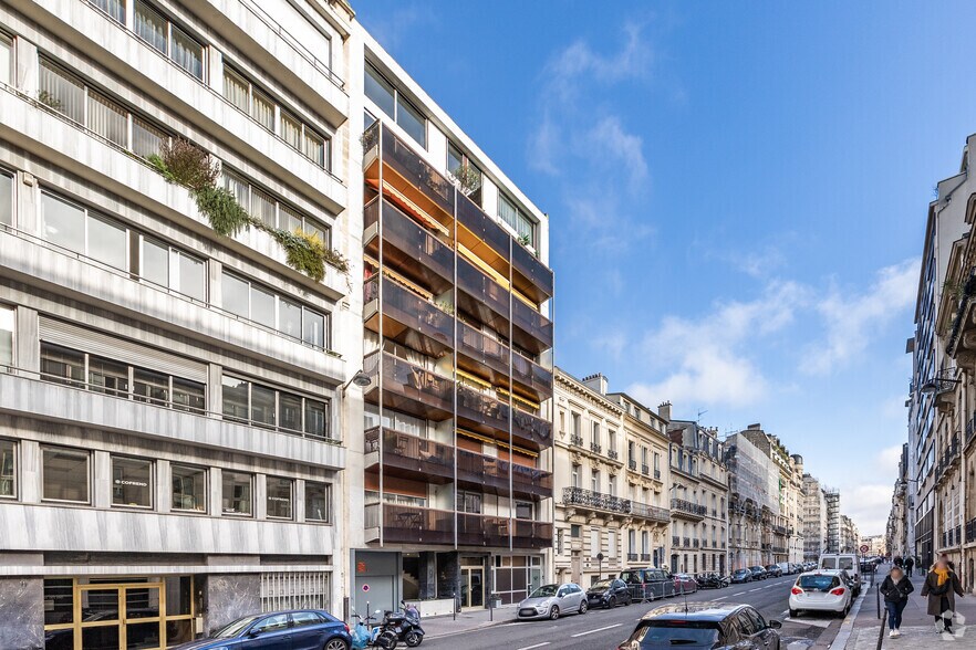 62 Rue Ampère, Paris for sale - Building Photo - Image 2 of 3