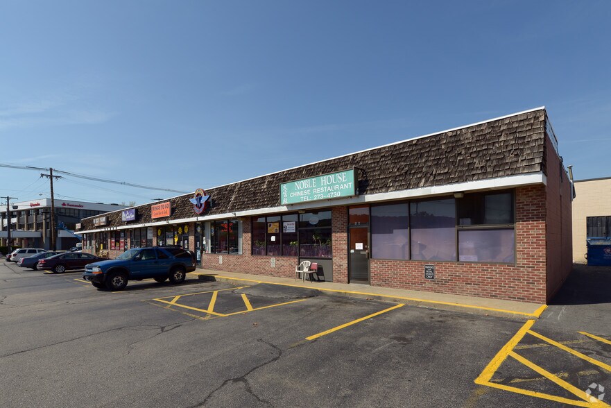 1463 Atwood Ave, Johnston, RI 02919 Retail for Lease