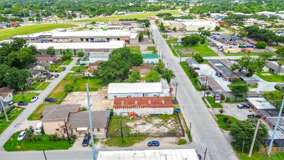 8316 La Porte Rd, Houston, TX for sale - Aerial - Image 2 of 18
