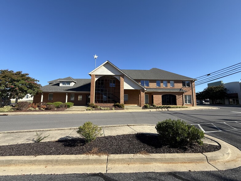 200 Howard Street #101 & 201 portfolio of 2 properties for sale on LoopNet.com - Building Photo - Image 2 of 10