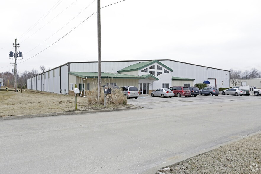 402 W Stribling Dr, Rogers, AR for sale - Primary Photo - Image 1 of 1