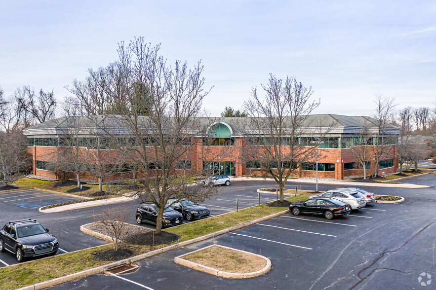 18 Campus Blvd, Newtown Square, PA for lease - Building Photo - Image 3 of 14